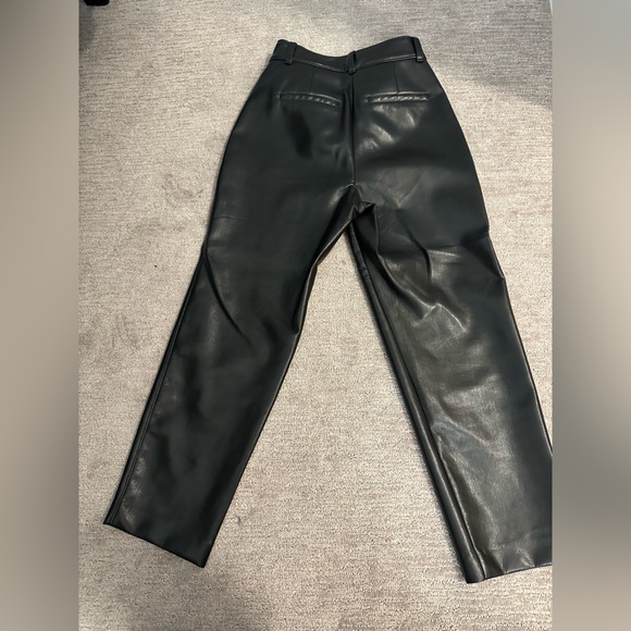 Aritzia Babaton New Command Pant - Picture 2 of 4